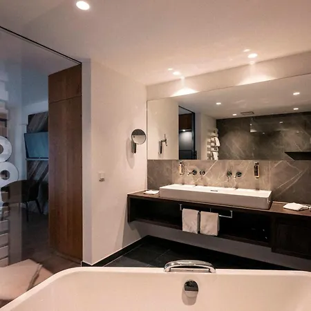 Wellnesshotel Wittelsbach فندق باد فسينغ